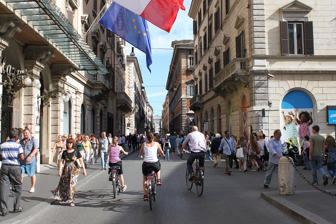 Rome Highlights Bike Tour 3 Hour City Cycling Experience - Campo de’ Fiori to Piazza Navona: Markets, Motion, and Bernini’s Fountain