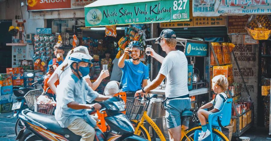 Saigon Off-the-Beaten Path-Cycling Tour in Ho Chi Minh City - Guide quality matters: English/Vietnamese and real conversation