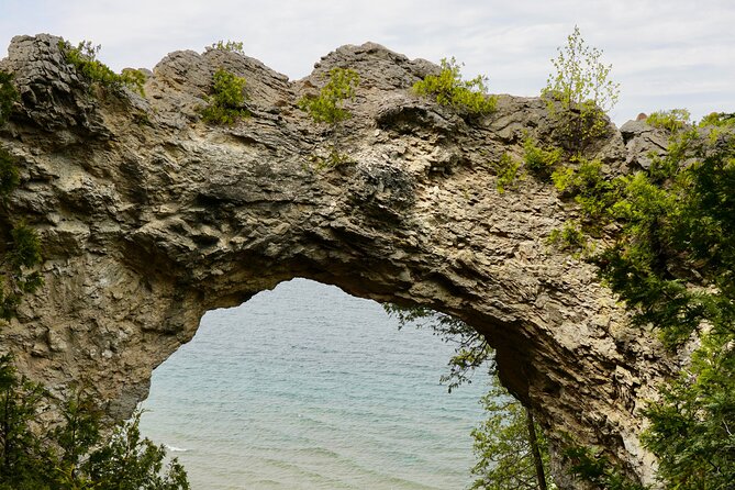 Scenic Mackinac Island: A Self-Guided Cycling Audio Tour - Should you book Scenic Mackinac Island by bike audio?