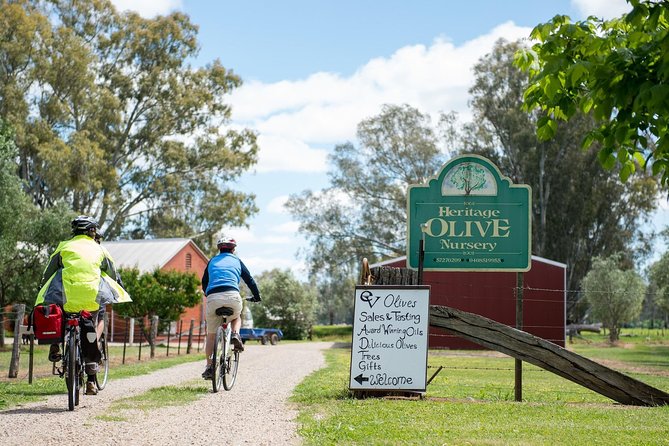 Self-Guided Gourmet Culinary Cycling Day Tour From Beechworth - Beechworth to Milawa: a downhill day built around food