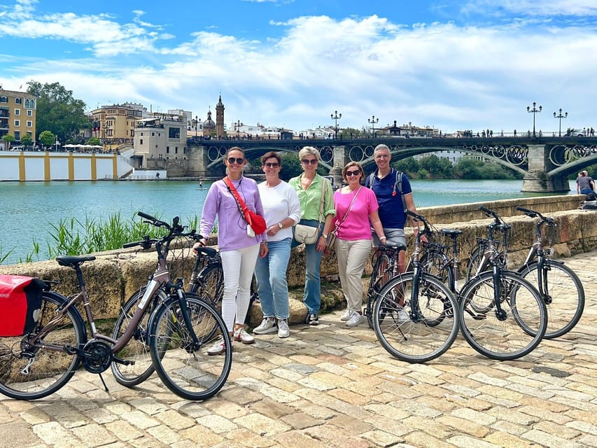 Seville: Dutch Cycling Highlights Tour with local guide - From La Giralda to the Cathedral Area: Learning the City’s Icons