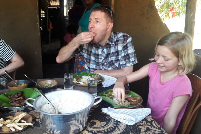 Sigiriya Cycle Tour: Explore Village Life in Sigiriya & Enjoy a Village Lunch - Getting There: Start and End at Back of Beyond (So You Don’t Chase a Van)
