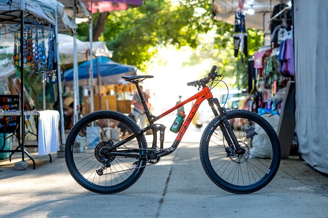 SINGLETRACK MOUNTAIN BIKE - Guided through the jungle - Jungle singletrack: choosing Malpaso vs Punta Sayulita