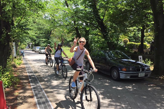 Small Group Cycling Tour in Tokyo - Starting in Shinjuku: Hyatt Regency Tokyo to the first pedals