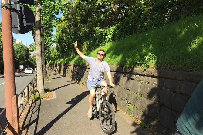 Small Group Cycling Tour in Tokyo - Meiji Jingu Shrine: the Shinto start that sets the mood