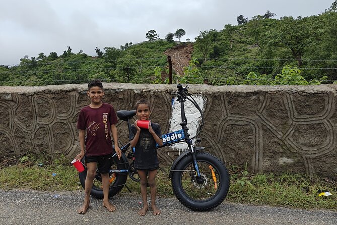 Udaipur Countryside Electric Cycle Tour - The Ride Toward Lake Badi Through Villages and Farms