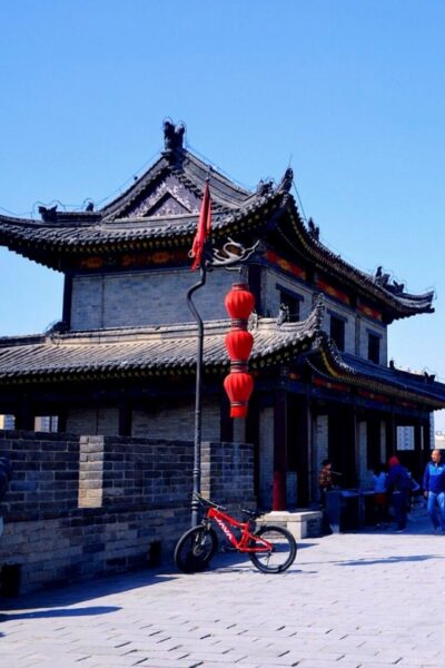 Xi'an City Wall Private Guided Tour with Cycling Option - Meeting at the Bell Tower: Getting There Without Wasting Time